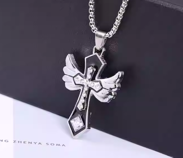 Free shipping of 8pcs fashionable cross couple titanium steel pendants