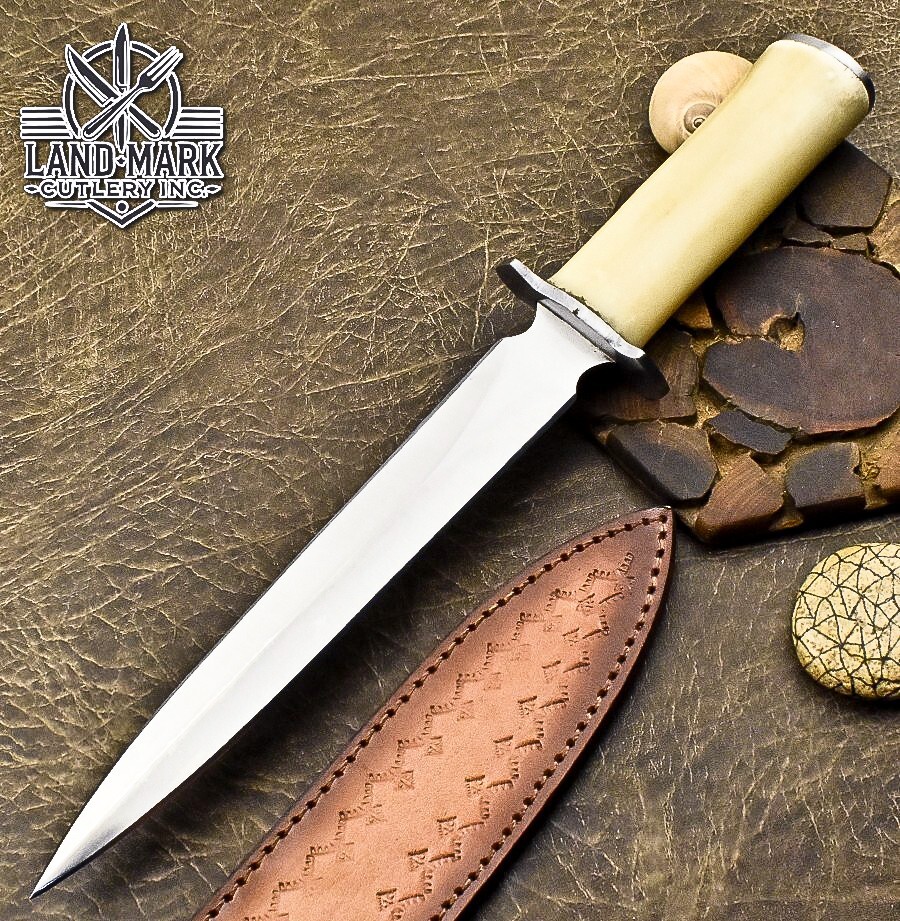 BEAUTIFUL HANDMADE D2 STEEL HIGH POLISH BIG HUNTING KNIFE WITH CAMEL BONE HANDLE