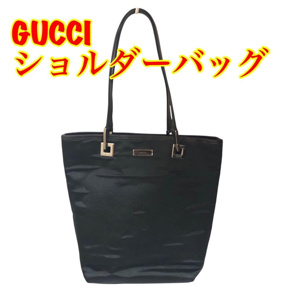 Gucci Black Leather Shoulder Bag for Women 9.1x7.9in with 20in Strap Pre-Owned