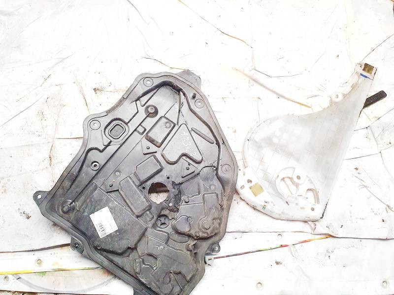 Mazda 5 DE1803798-22 Replacement Parts