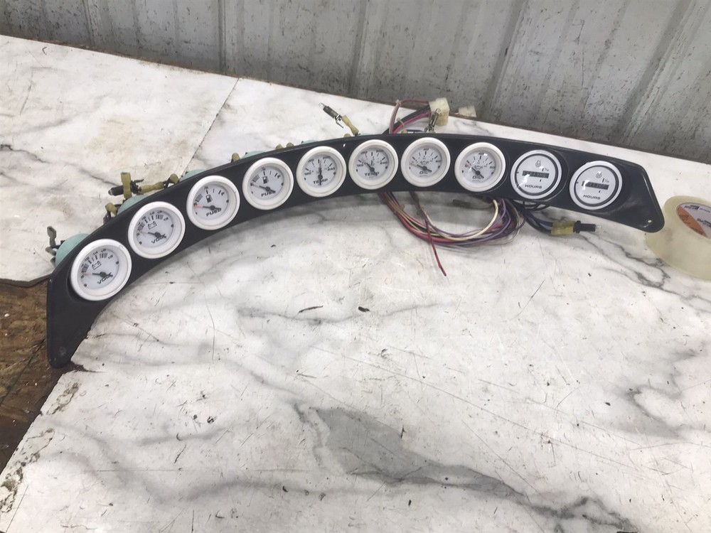 00 Four Winns 338 Vista Boat dash panel gauge gauges panel