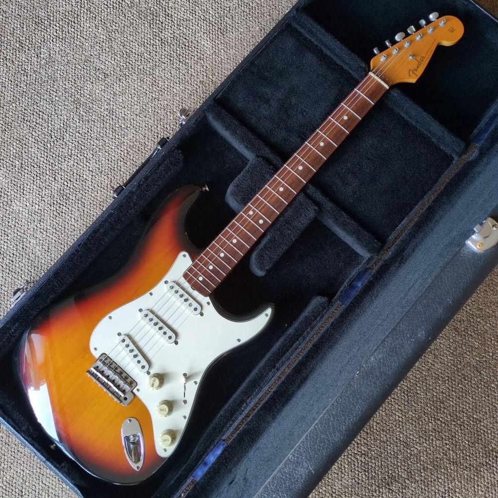 Fender USA American Vintage Stratocaster Safe Packing!