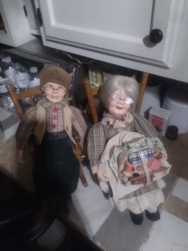 Vintage Grandma And Grandpa Porcelain Dolls In Wooden Rocking Chairs PRISTINE