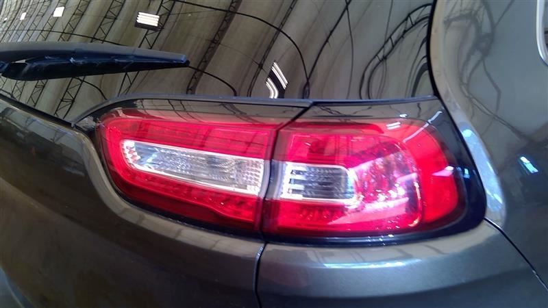 Passenger Tail Light Quarter Panel Mounted LED Fits 14-18 CHEROKEE 6187809