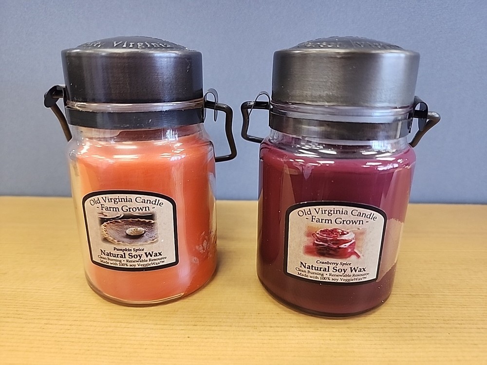 Old Virginia Candle Co Iced Cranberry Pumpkin Spice 4.5oz Soy Wax Candle