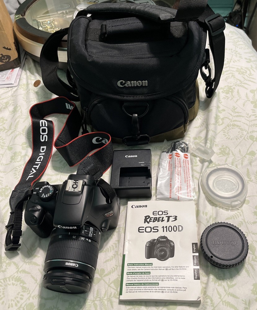 Canon EOS Rebel T3 Digital SLR Camera Black w/18-55mm Lens,Charger & Extras EUC