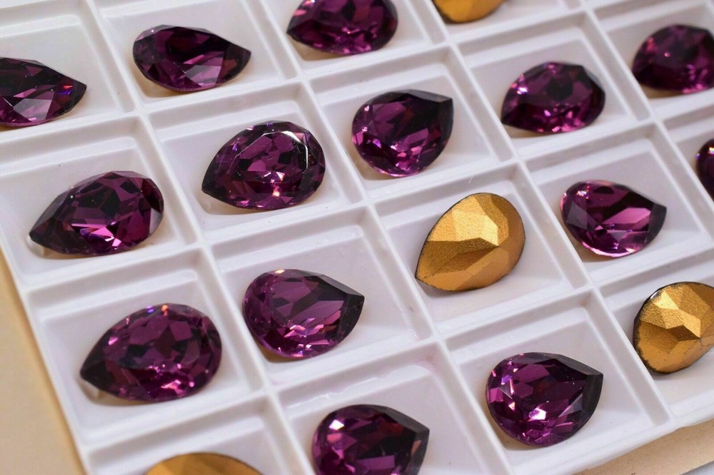 Swarovski Vintage Purple Amethyst Pear Rhinestone 15x11mm Art 4320