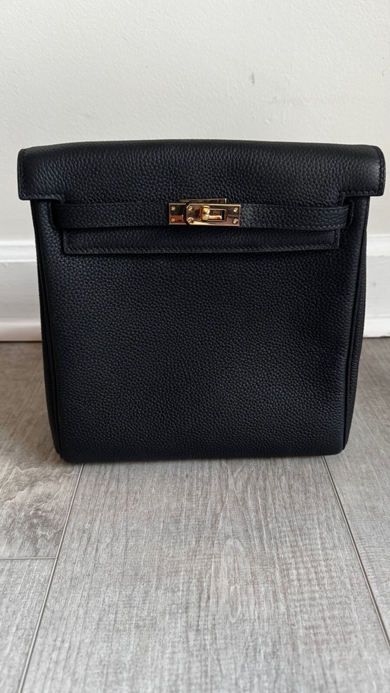 Top Grain Leather Backpack with Strap and Twist Lock Black