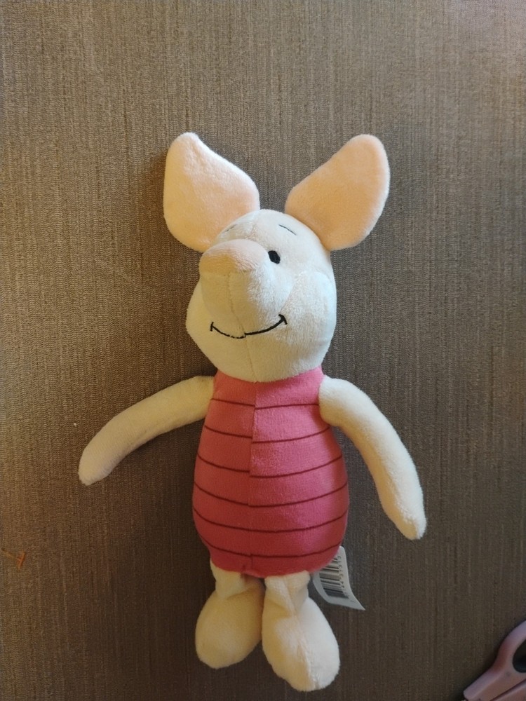 Disney Piglet Winnie The Pooh Plush Stuffed Animal Toy Collectible