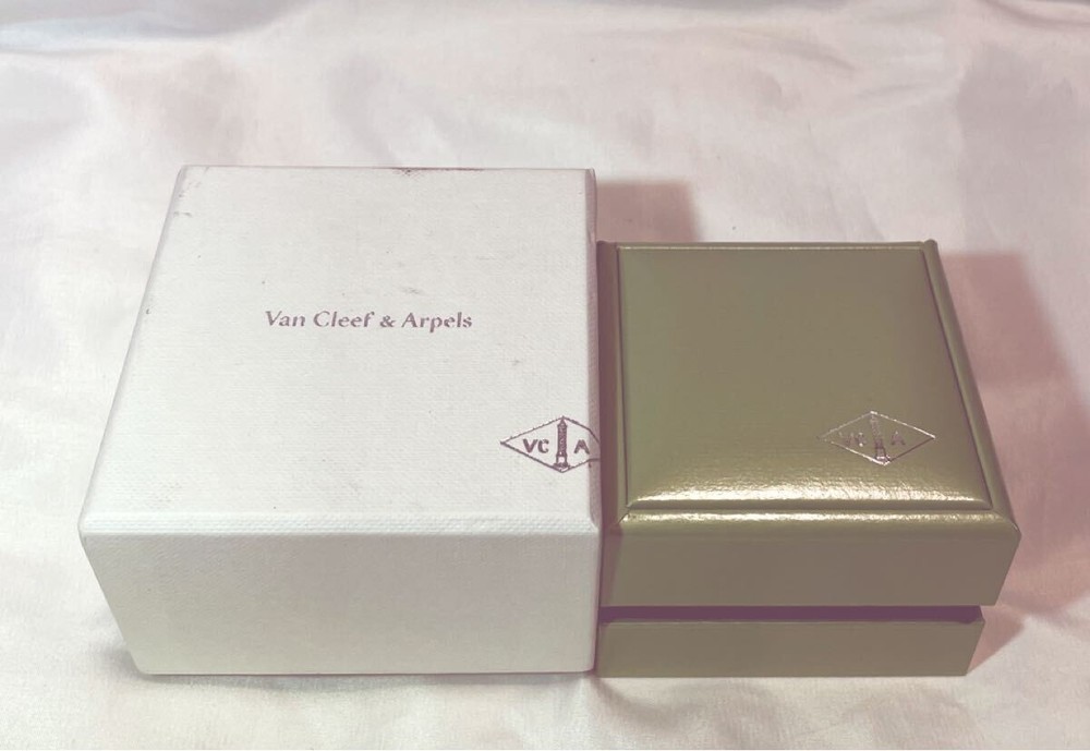 Van Cleef & Arpels R1185615970HA Jewelry Bracelet Case Box Pre-Owned