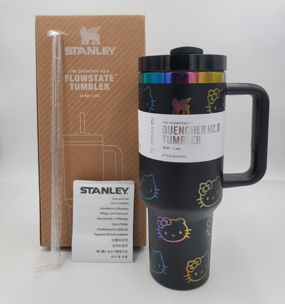 Stanley - Hello Kitty The Quencher H2.O Flowstate Tumblr 40 OZ | 1.18 L - BLACK