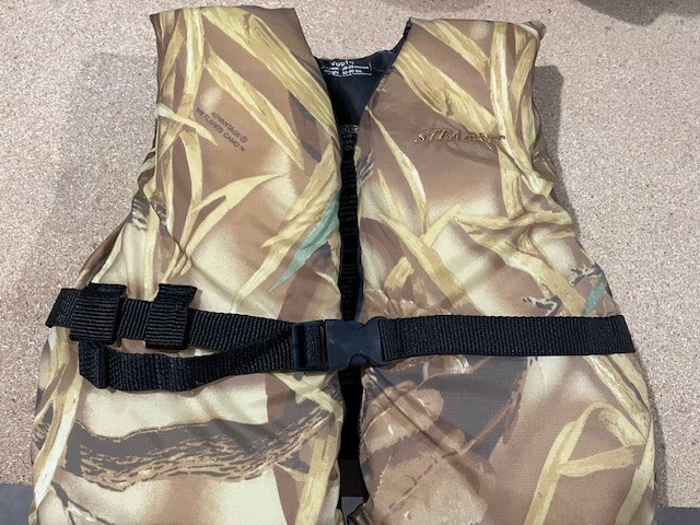 Stearns Youth Life Jacket Type III PFD Flotation Vest 50-90 lbs USCG Approved