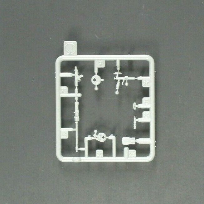 1/35 Cyber Hobby Tiger I Mid Command Parts Tree J Kit 6660-image