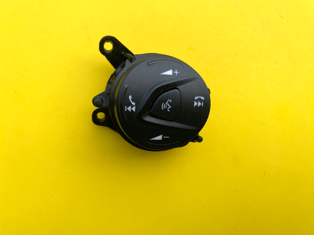 2012-18 FORD FOCUS STEERING WHEEL AUDIO RADIO CONTROL SWITCH OEM DM5T-14K147-DA