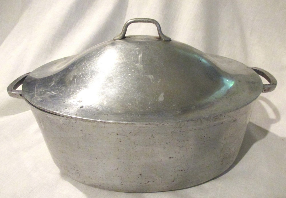 Vtg. Super Maid Cast Aluminum Dutch Oven Roaster Cookware Oval Lid Handles 12in.