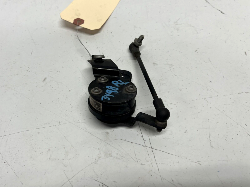 13-19 CADILLAC ATS REAR LEFT SIDE HEIGHT LEVEL SENSOR HEADLIGHT, OEM LOT3498