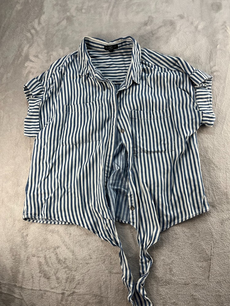 Velvet Heart Los Angeles Shirt Womens L Navy & White Striped Button Up Nautical