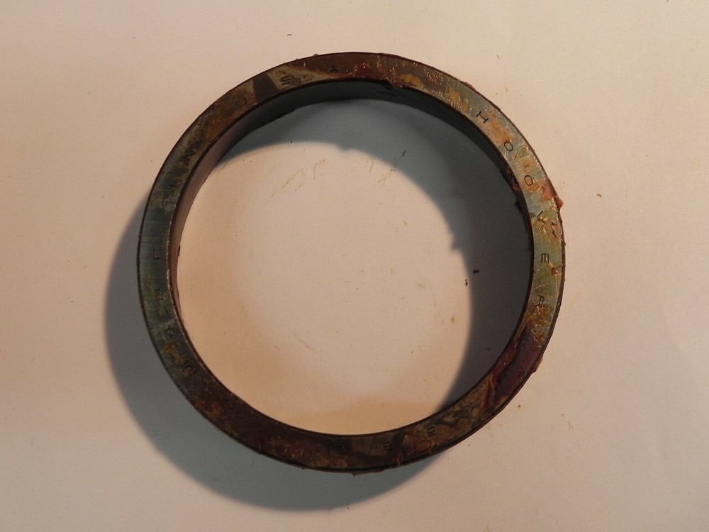 New Old Stock Tapered Roller Bearing Cup Replacement #383