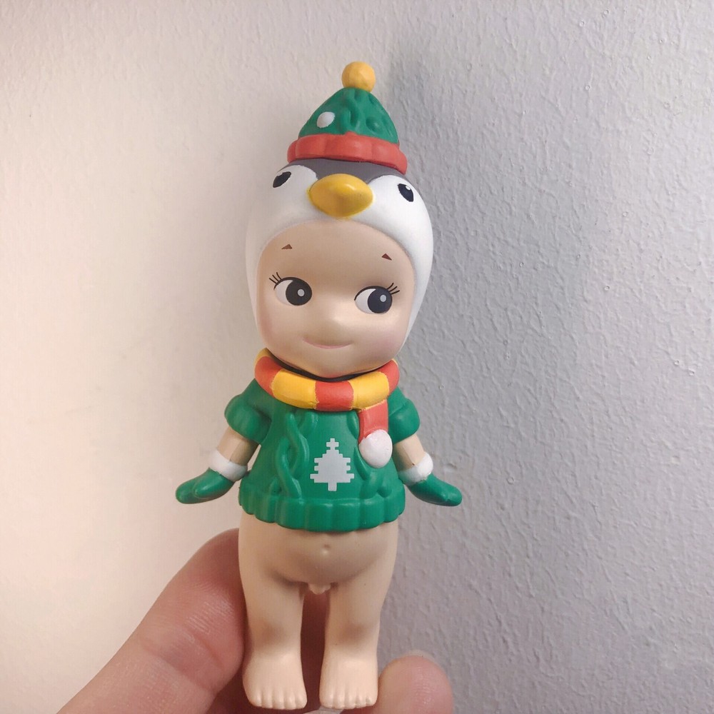 Authentic Sonny Angel Christmas 2019 mini figure Wool Penguin Designer toy