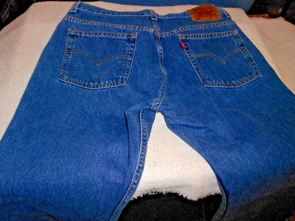 VINTAGE womens LEVIS 505 REGULAR FIT 5 Pocket blue denim jeans 13 L (32 x 34)