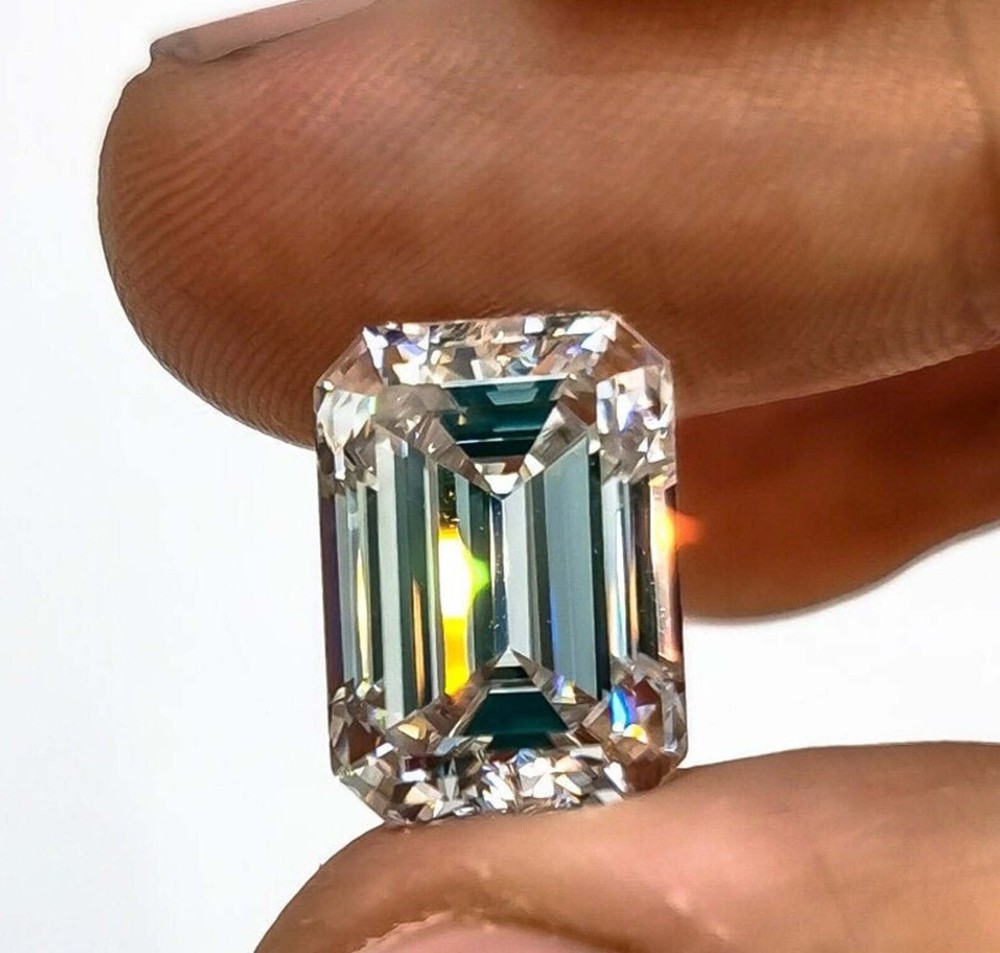 Natural 4 Ct White 'D' Color VVS1 Unheated, Untreated Loose Diamond Emerald Cut