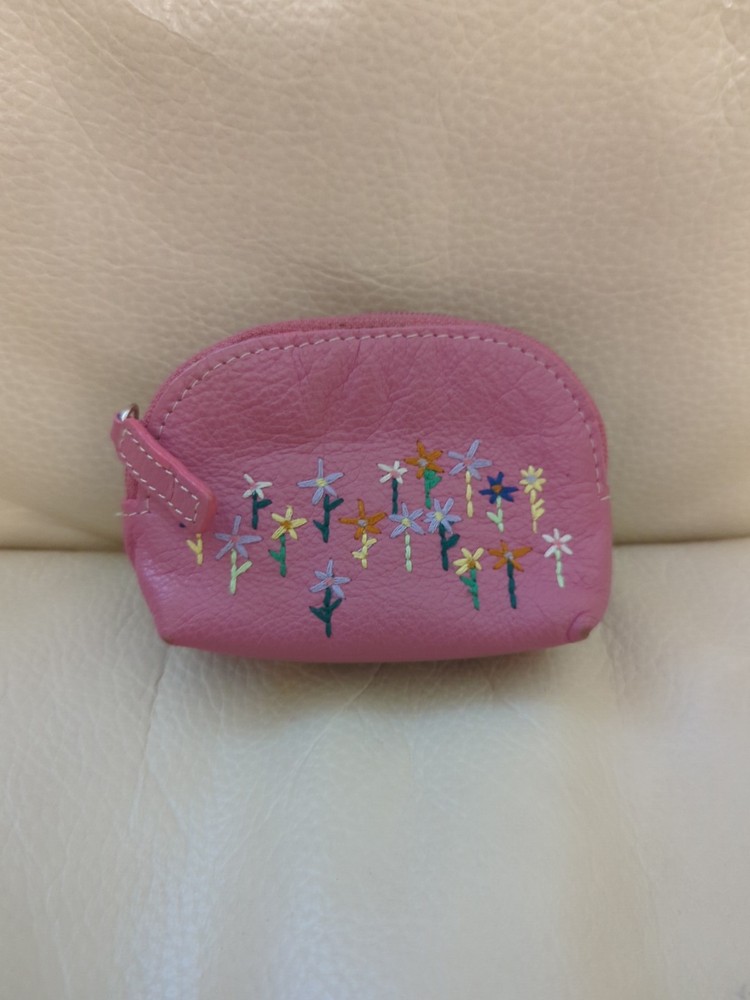 Fossil Pink Embroidered Flower Coin Purse Pouch Small Key Chain Wallet Leather