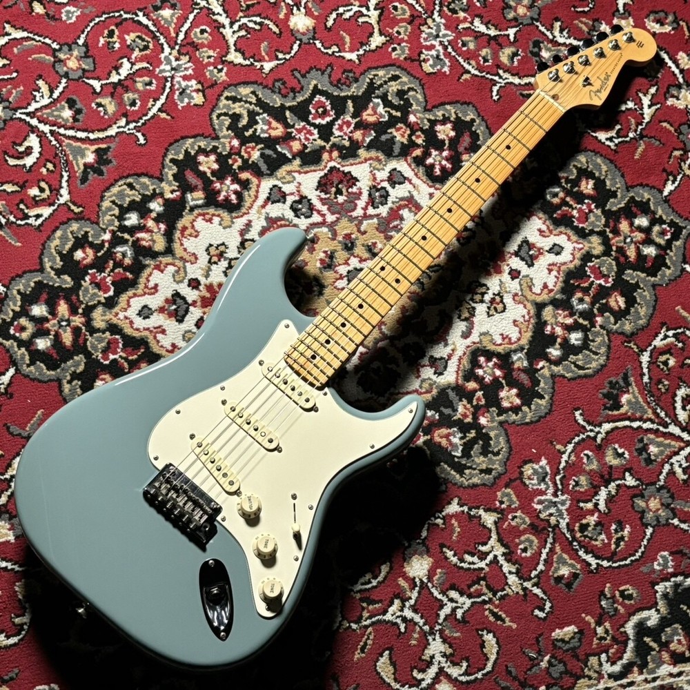 Fender  s American Professional Stratocaster