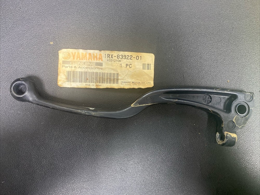 Yamaha R/H Lever Tri-Z Warrior Banshee Grizzly W5812 | 1RX-83922-01-00 | NOS