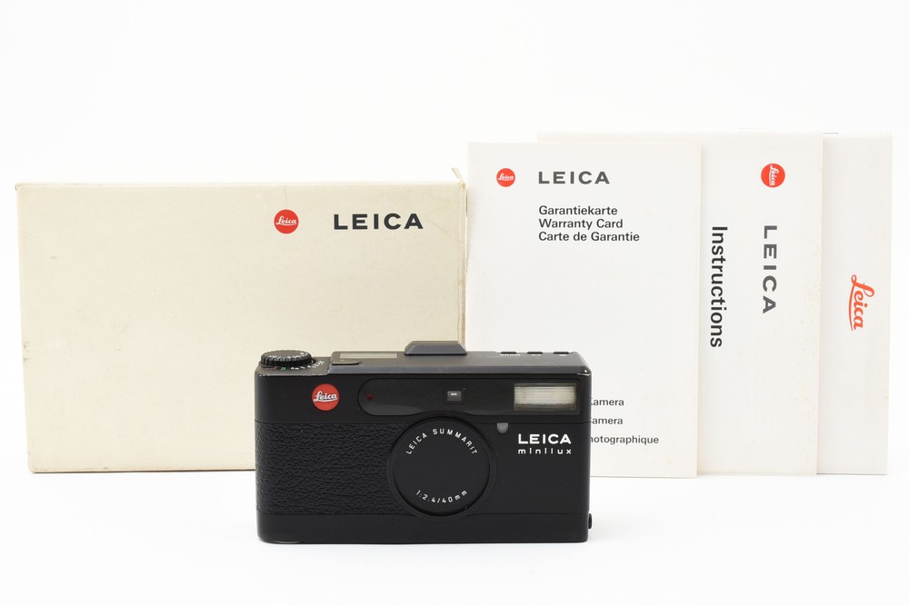 MINT Leitz Leica Minilux with Summarit 40mm f2.4 Black Lens from Japan