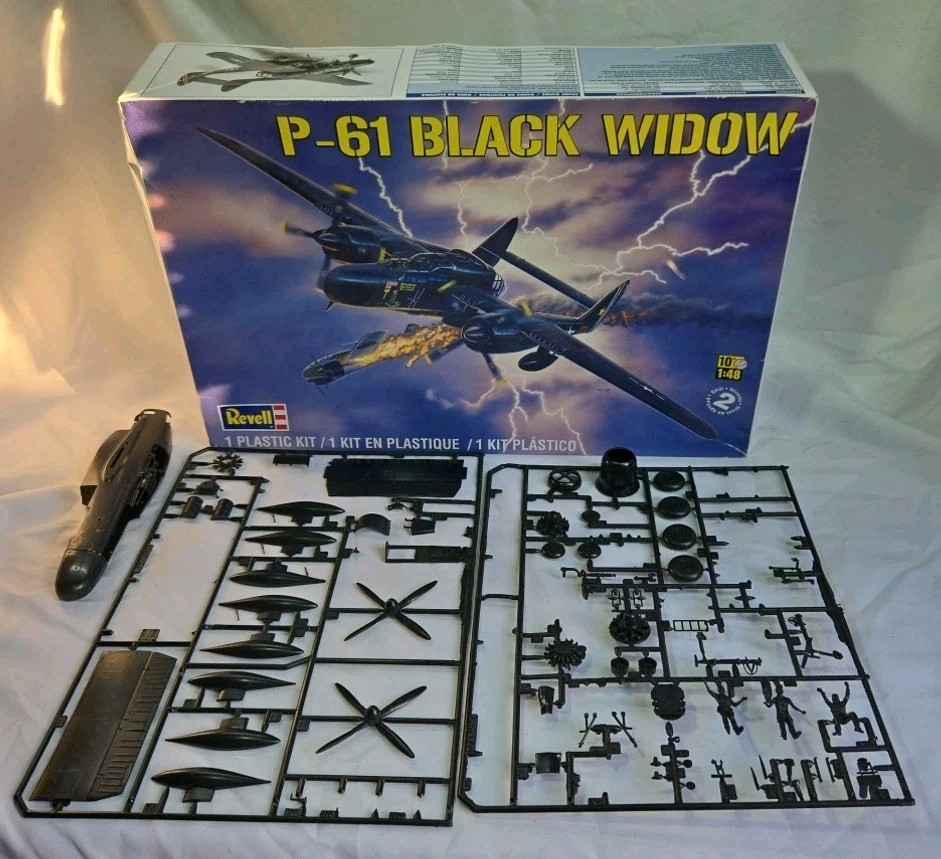 REVELL - P-61 BLACK WIDOW  - 1/48 - 85-7546