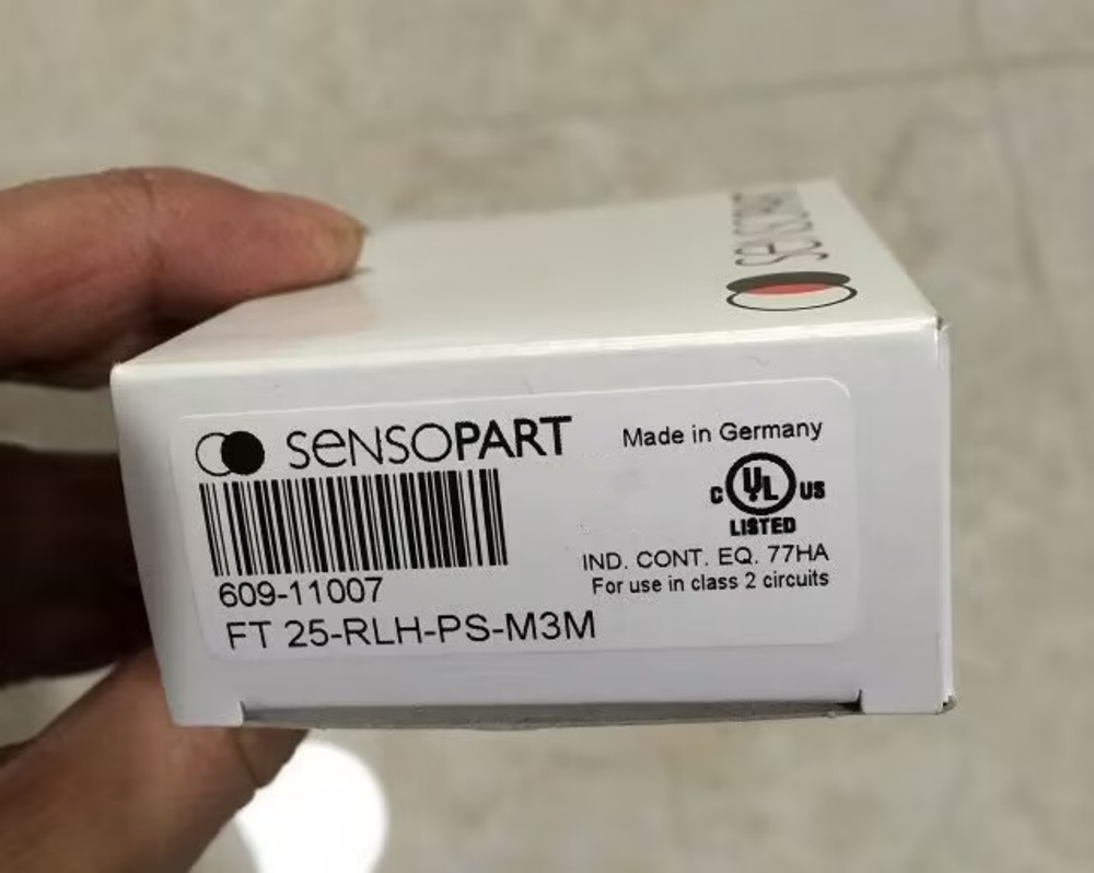 1PC New FT25-RLH-PS-M3M Sensor Fast shipping