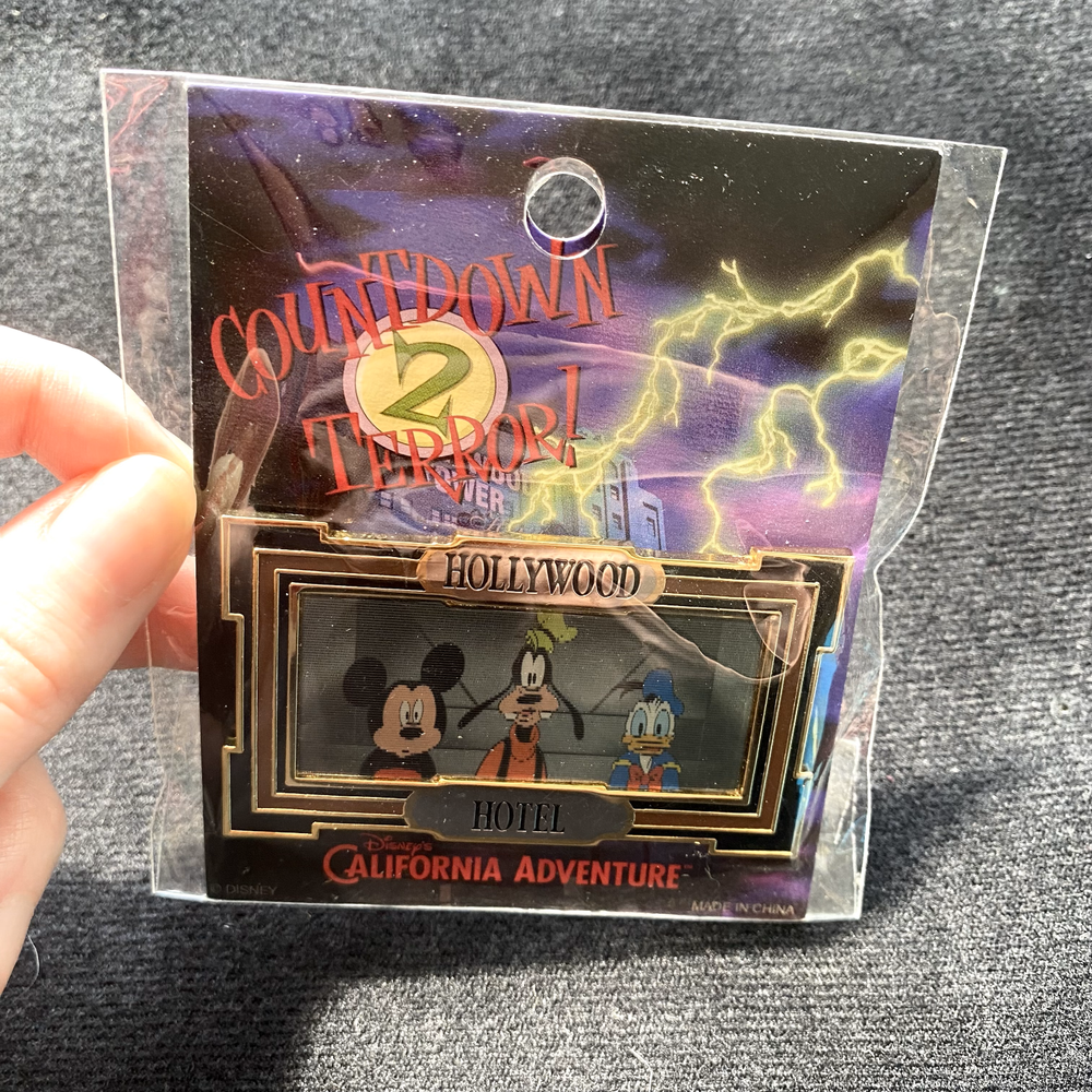 Disneyland Tower Of Terror Countdown Of Elevator Lenticular Pin LE 2000