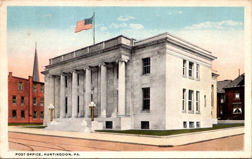 Huntingdon Pennsylvania United States Post Office Vintage Postcard         18531