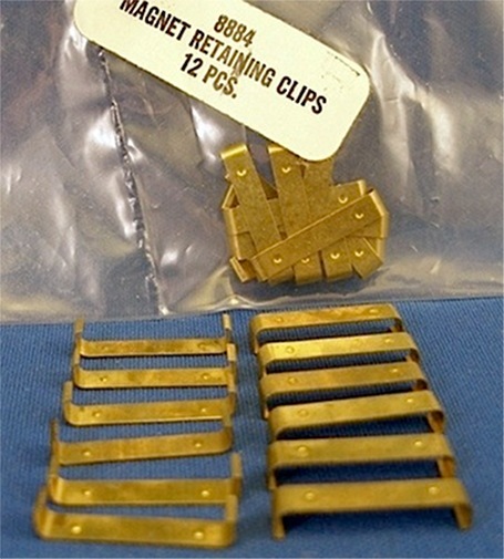 144 Aurora G+ Slot Car Chassis MAGNET Clips Clamp 8884