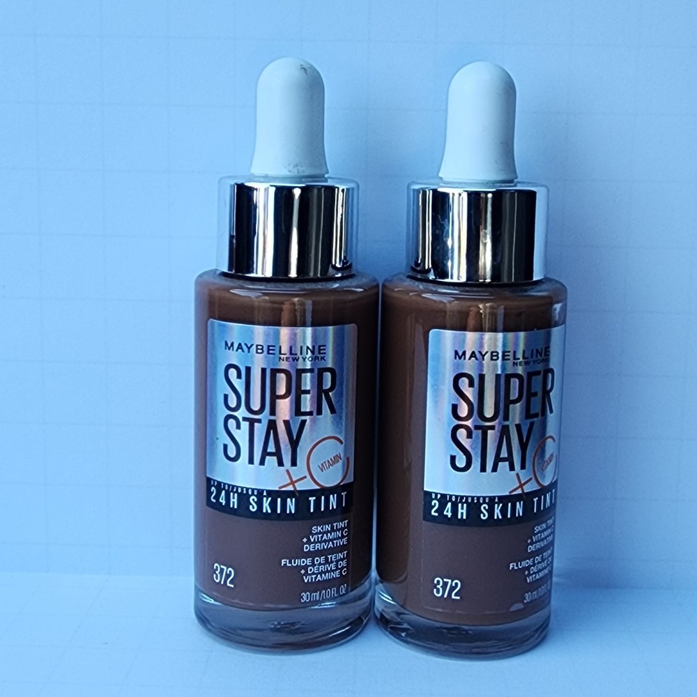 MAYBELLINE SUPER STAY 24H SKIN TINT VITAMIN C - 372 Deep Lot of 2