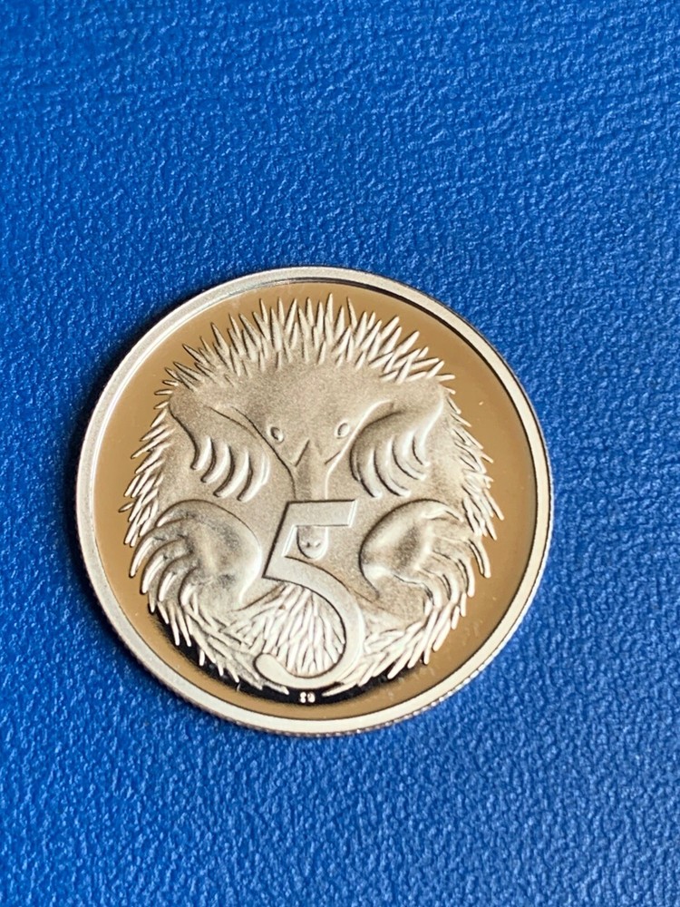 AUS. 1982 FIVE CENT PROOF COIN. REMOVED FROM SET -:- VERY NICE CLEAN CONDITION.