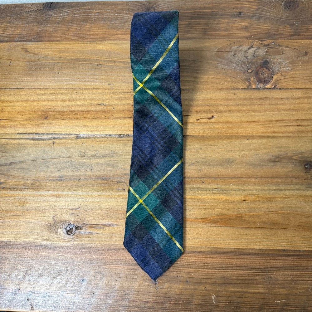 Lochcarron of Scotland Wool Gordon Clan Tartan Tie Scottish Traditional