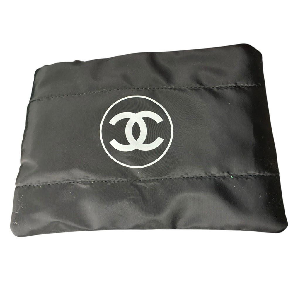 CHANEL Beaute VIP GWP Black CC Large Puffy Pouch Cosmetic Clutch Bag Authentic