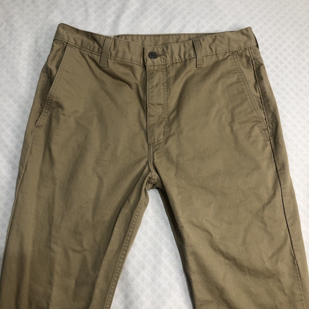 Levi Strauss White Tag Khaki Pants / 33 X 32