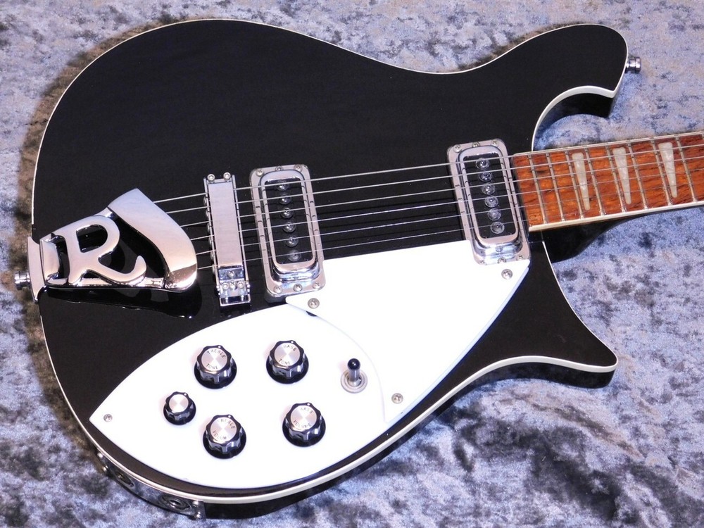 Rickenbacker #620 Jetglo '07 2007 Electric guitar