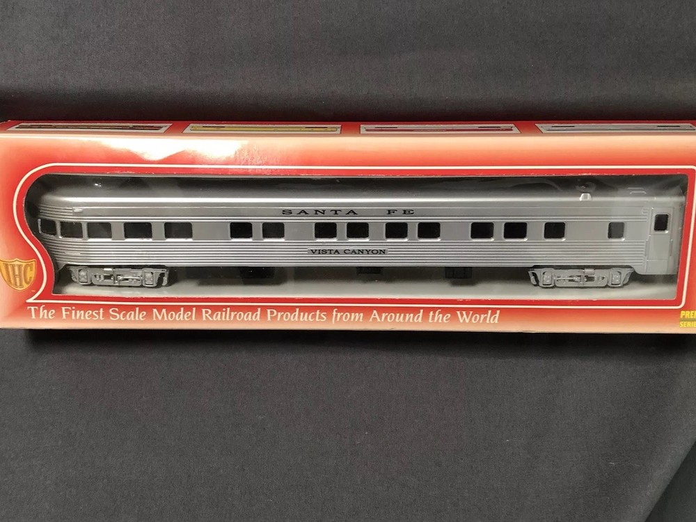 Santa Fe Observation Car Vista Canyon #47783 Corrugated Side HO Premier Series