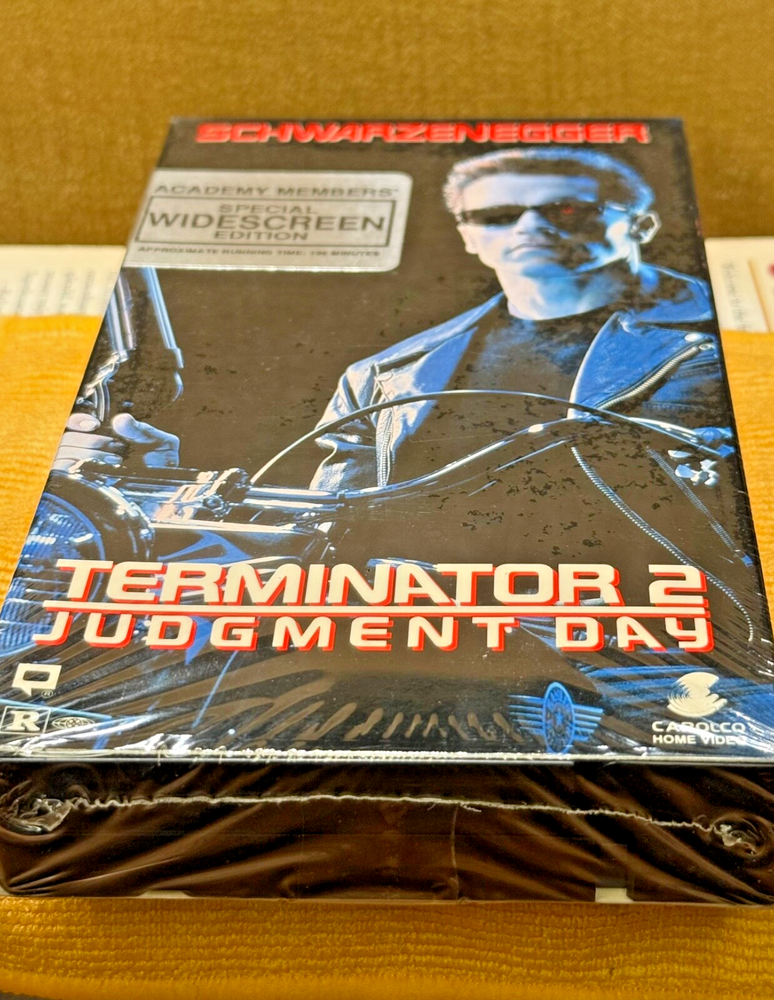 SEALED!!! 1991–Terminator 2 judgement day VHS -ACADEMY MEMBERS EXTREMELY RARE !-image
