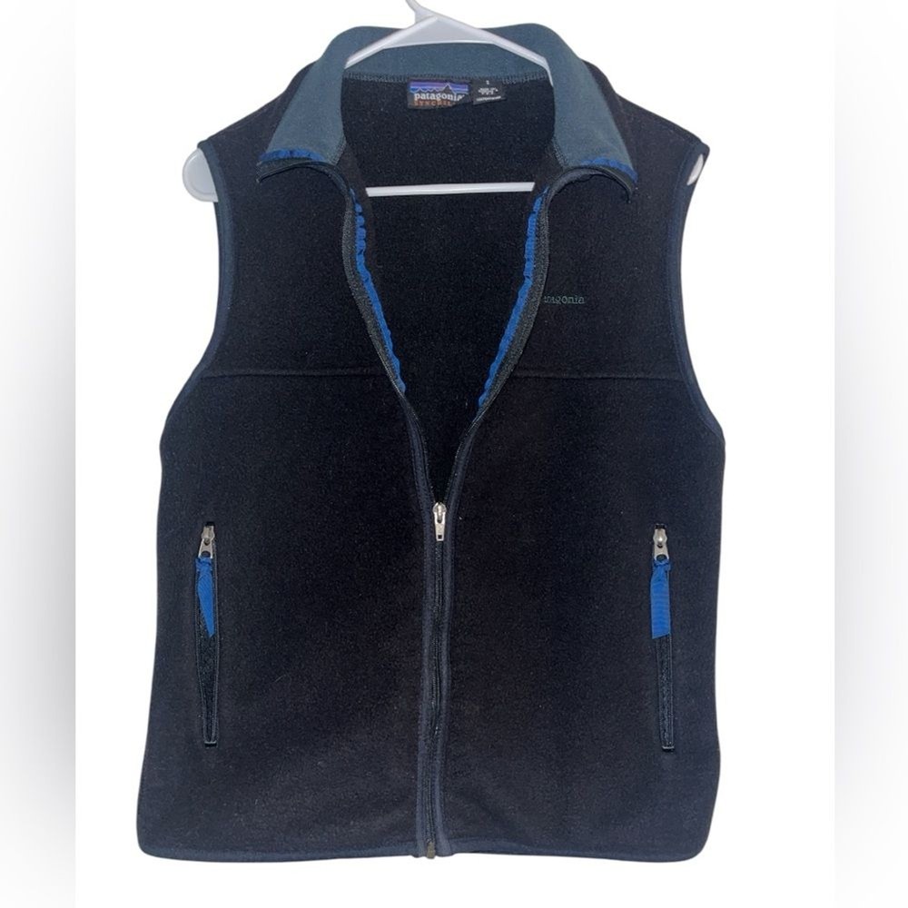 Patagonia Women's Small Synchilla Fleece Full Zip Vest in Black Blue