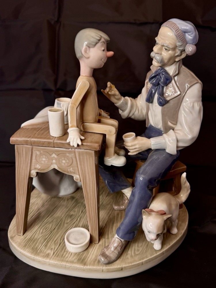 Lladro Toy Maker Porcelain Collectible Figurine