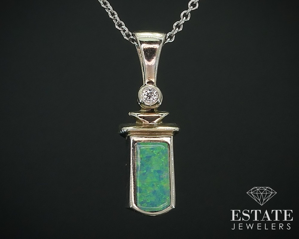 14k White Gold Inlaid Opal & Diamond Ladies Necklace 3.1g 18