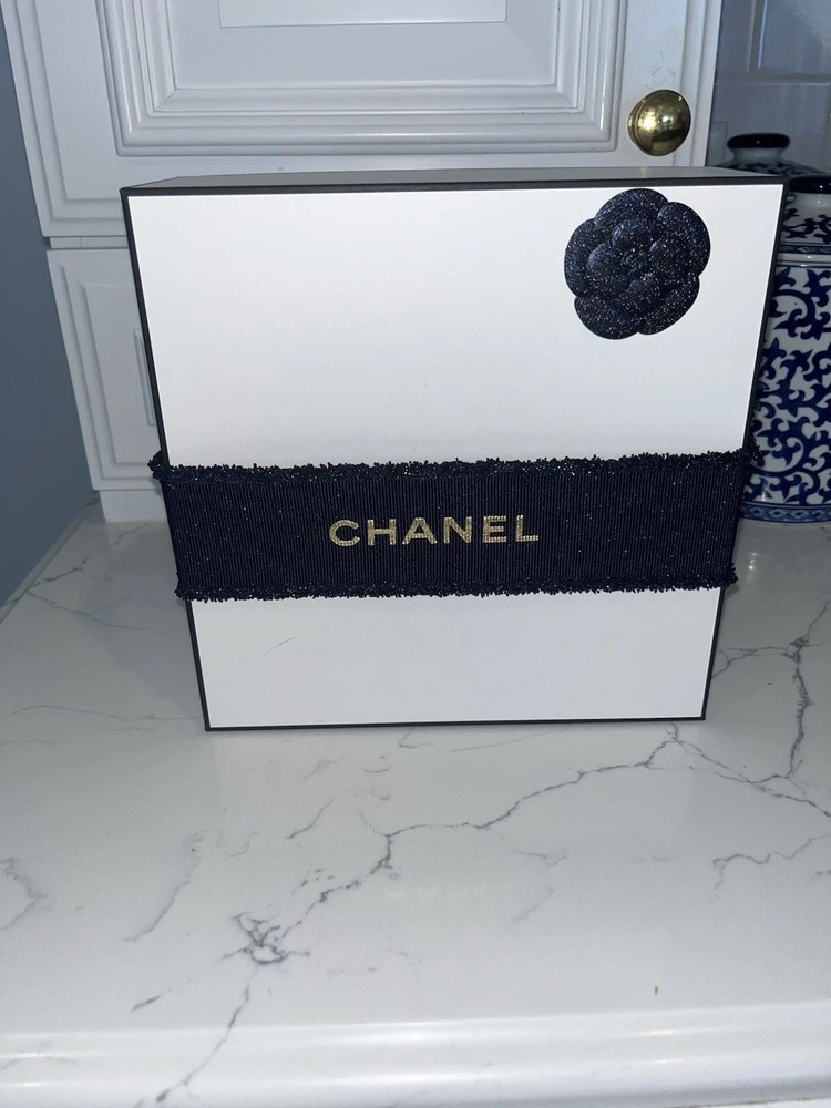 CHANEL Classic White Gift Box - Empty 2025 HOLIDAY BAND & CAMELLIA, Large Square