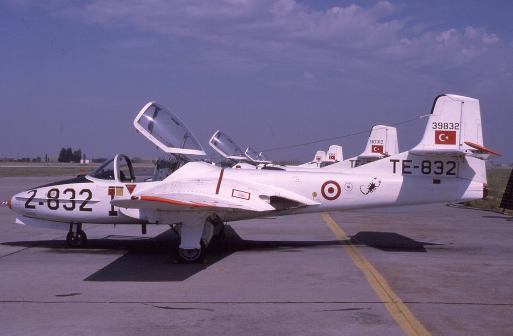 Original aircraft slide - T-37C Tweet - 39832 / 2-832 Turkish AF, 1987