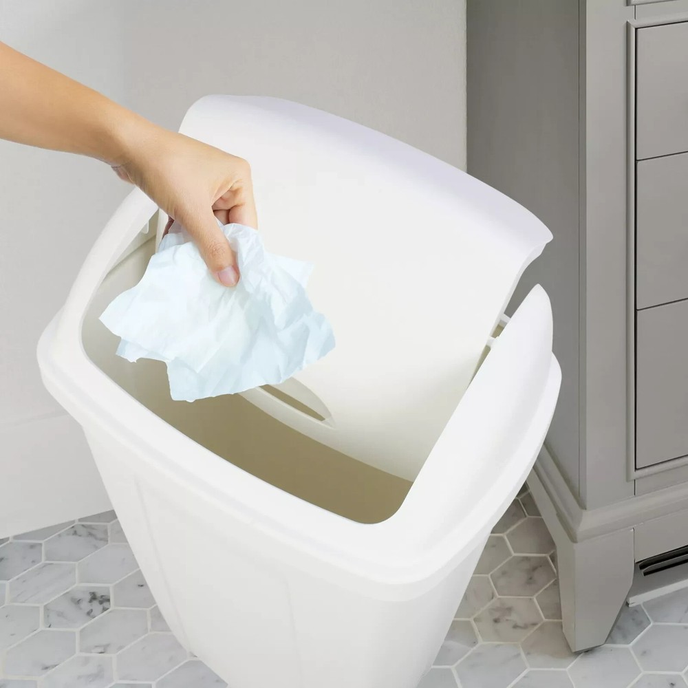 Mainstays 13 Gallon Trash Can, Plastic Swing Top Kitchen Trash Can, White...