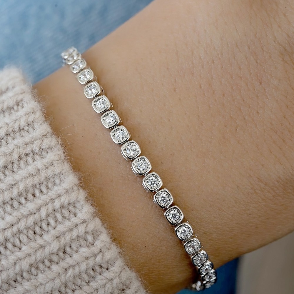Bridal Diamond Bracelet 1.75 Carat Lab Grown Cushion Cut 14k White Gold E F VVS2