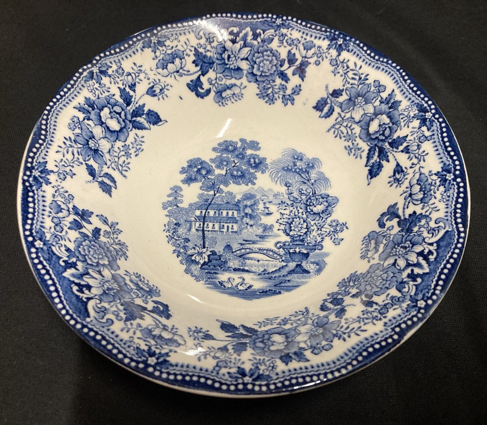 Clarice Cliff Royal Staffordshire Tonquin Blue 6” Dessert Bowl